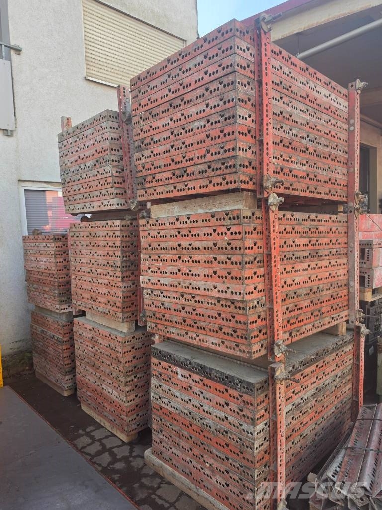 Peri Handset Schalung - 151,61m² Veidņi
