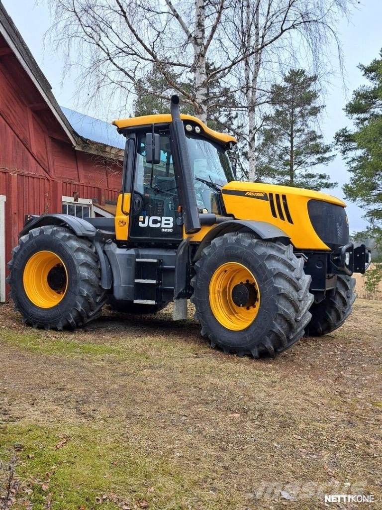 JCB Fastrac 3230 Tratores