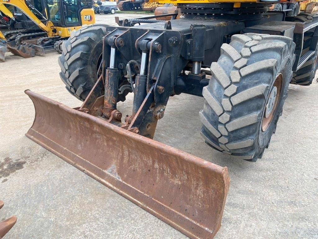 JCB JS160W . Excavadoras de ruedas