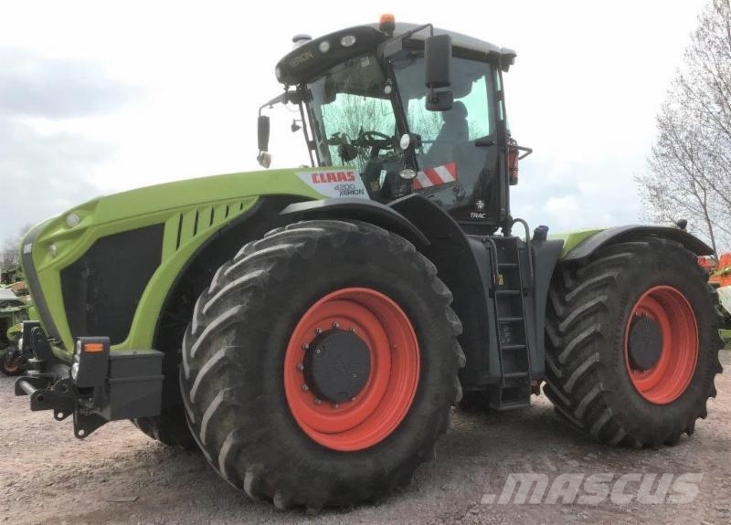 CLAAS XERION 4200 TRAC 트랙터