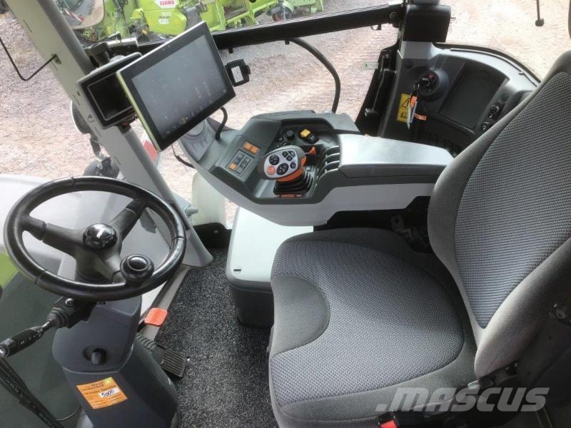 CLAAS XERION 4200 TRAC 트랙터