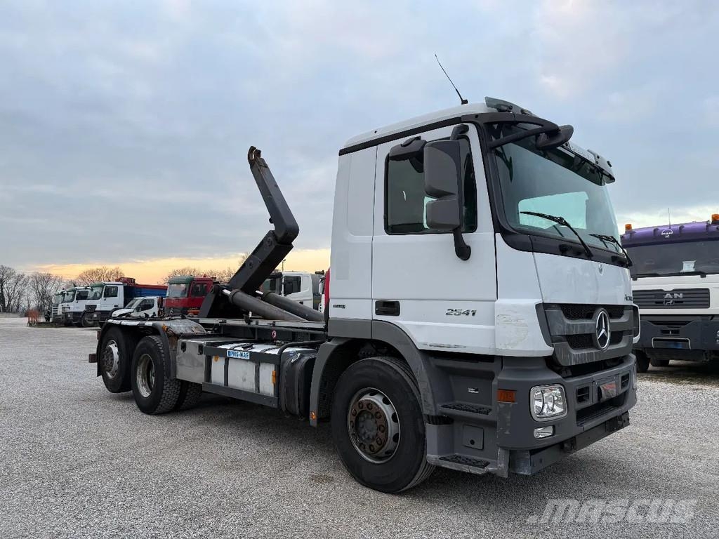 Mercedes-Benz Actros 2541 Actros 2541 Abrollkipper PRISMAG 26Ton Tipper trucks
