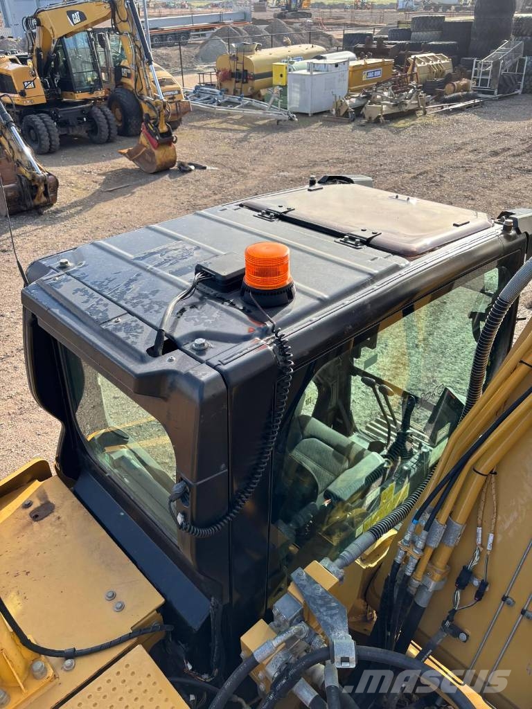 CAT 330 (NEXT GEN) Kāpurķēžu ekskavatori