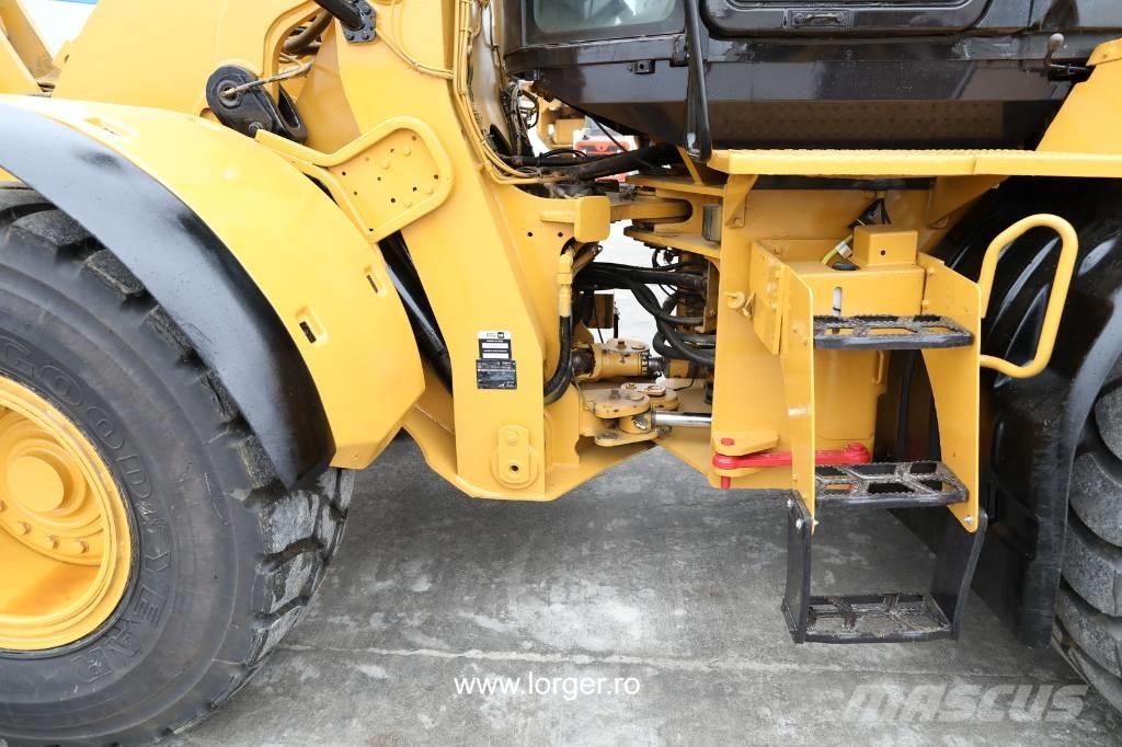 CAT 938 M 轮式装载机