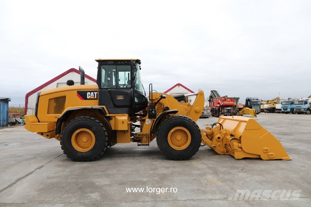 CAT 938 M 轮式装载机