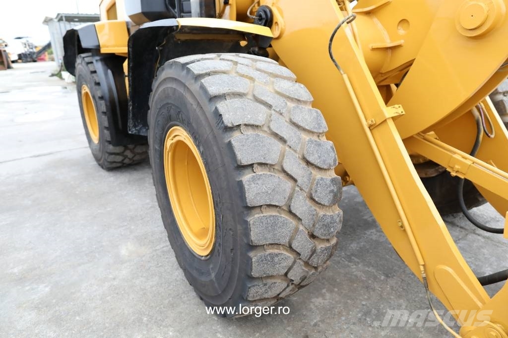 CAT 938 M 轮式装载机