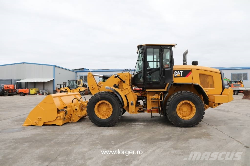 CAT 938 M 轮式装载机