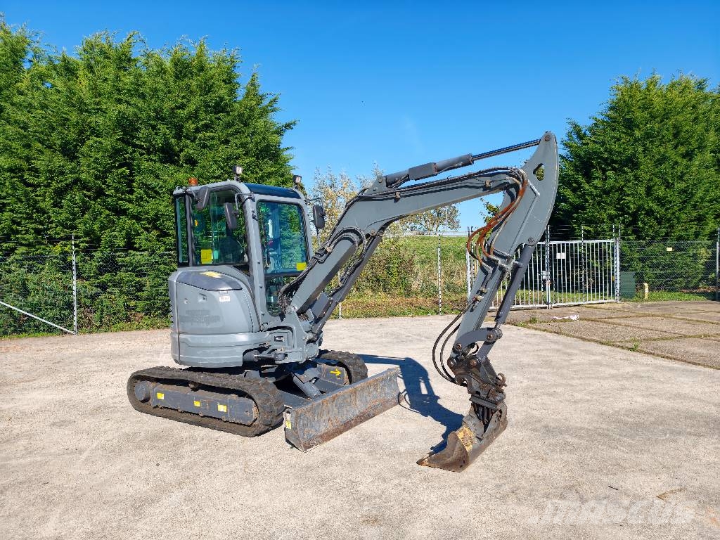 XCMG XE 35 E Minigraafmachines < 7t