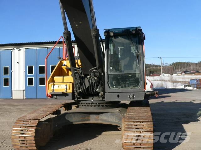 Volvo EC 300 EL حفارات زحافة