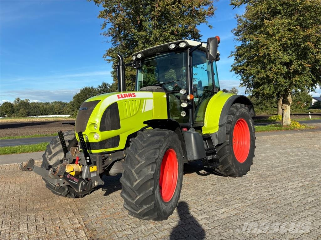 CLAAS Arion 610 CIS Traktorit