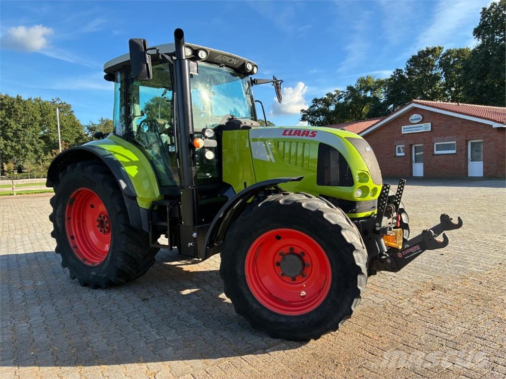 CLAAS Arion 610 CIS Traktorit