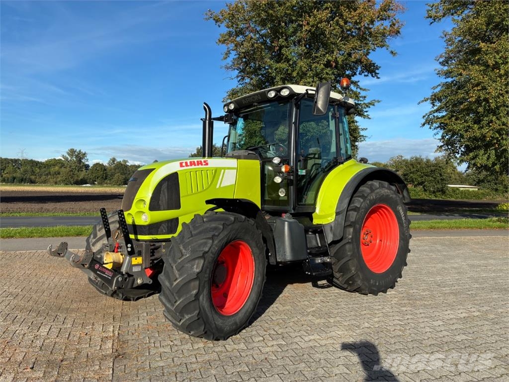 CLAAS Arion 610 CIS Traktorit
