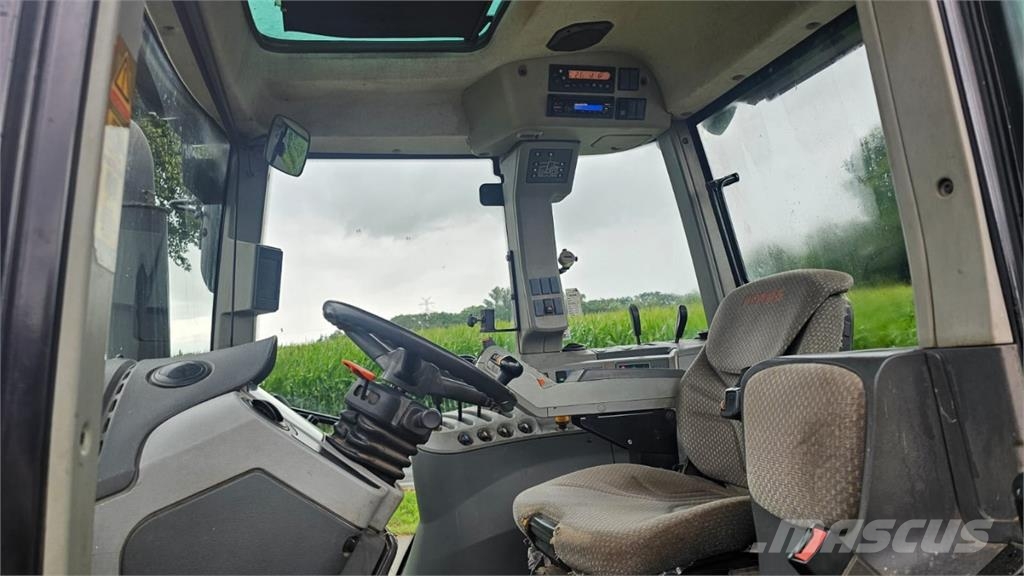 CLAAS Arion 610 CIS Traktorit