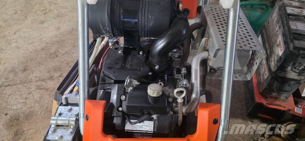 Husqvarna FS524 Scie à roche et béton