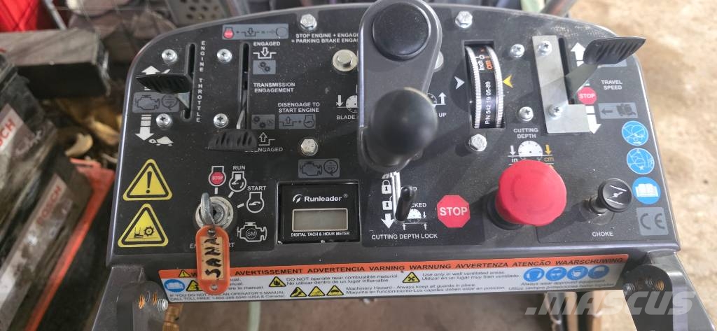 Husqvarna FS524 Scie à roche et béton
