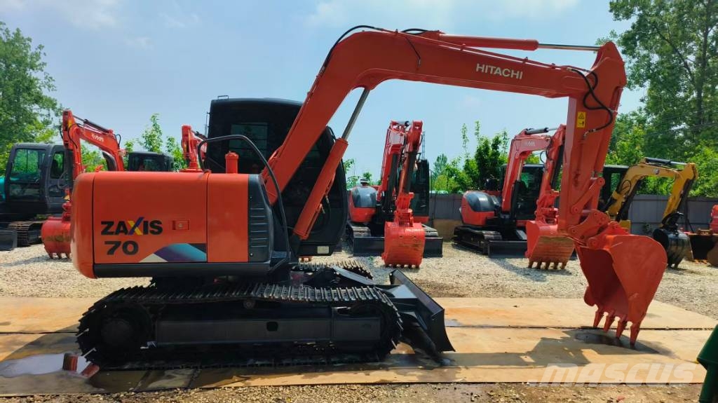 Hitachi ZX 70 Mini pelle < 7t