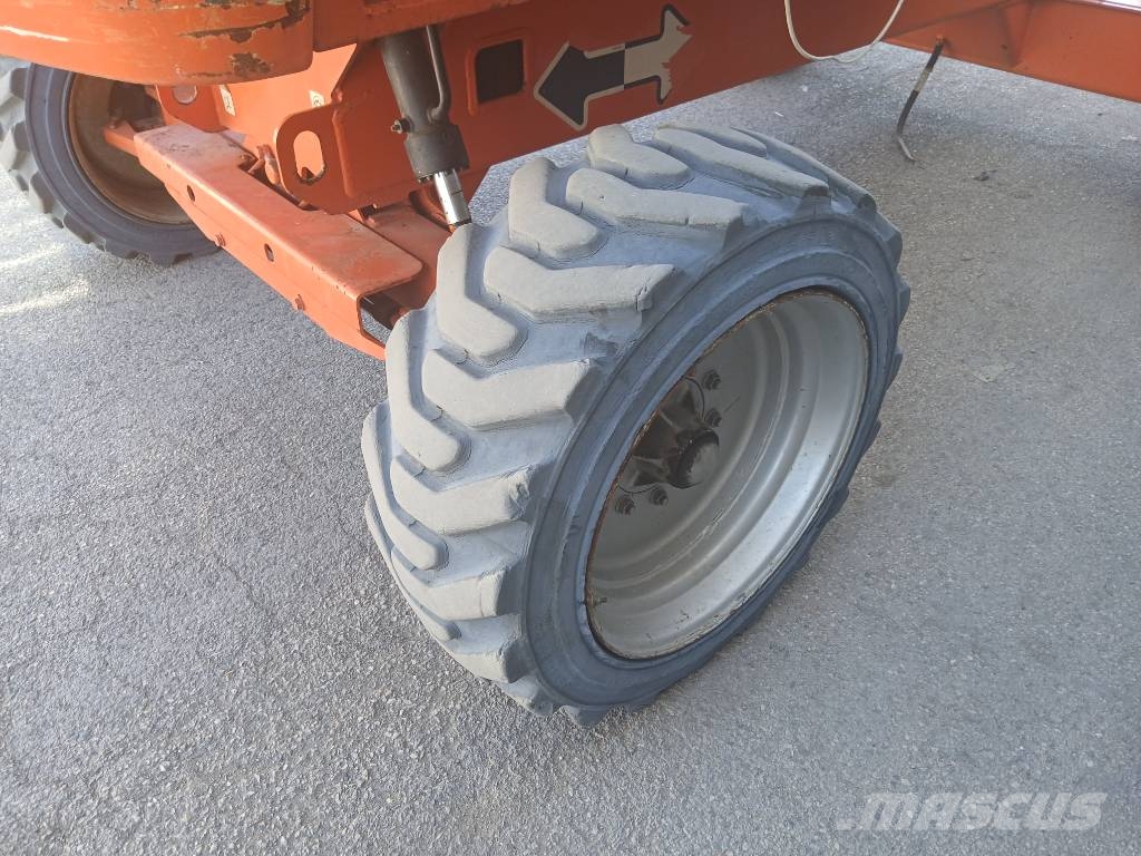 JLG E 600 JP Elevadores braços articulados