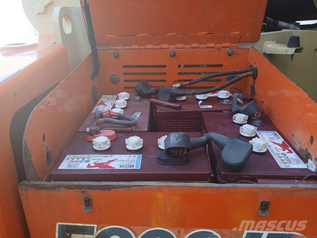 JLG E 600 JP Elevadores braços articulados