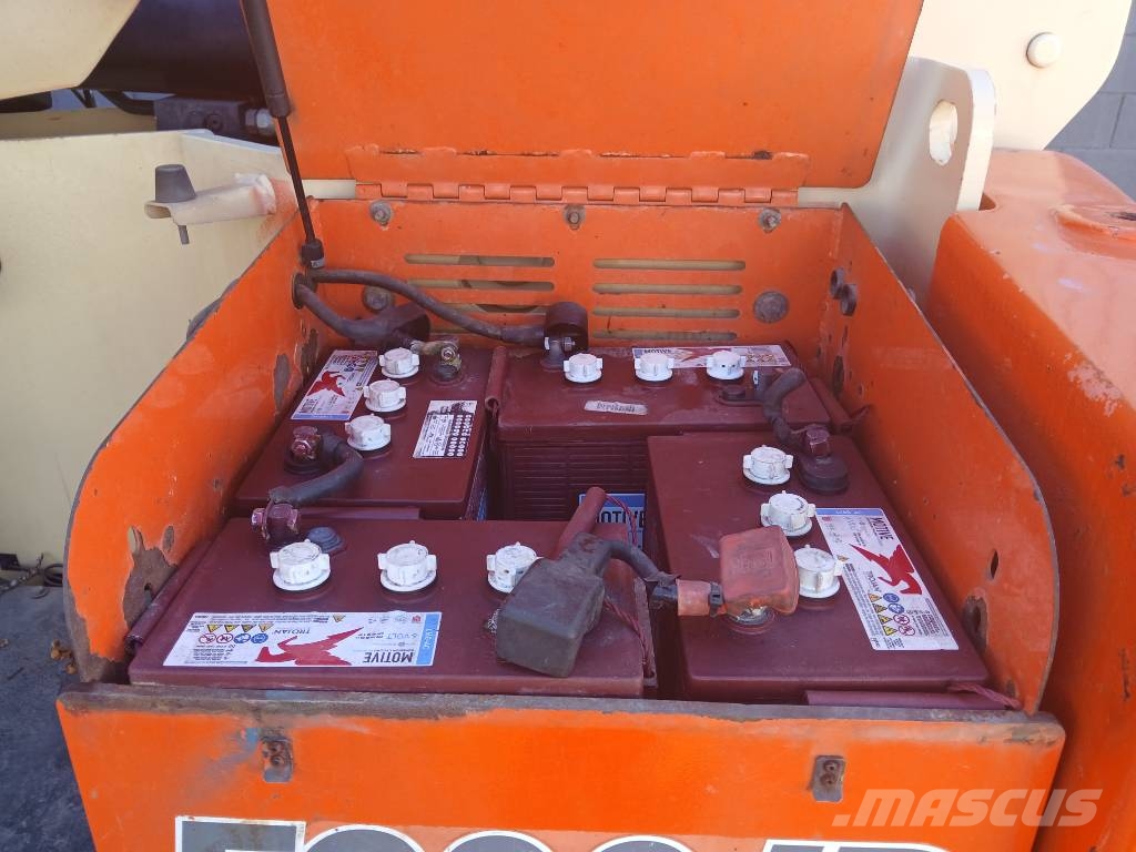 JLG E 600 JP Elevadores braços articulados