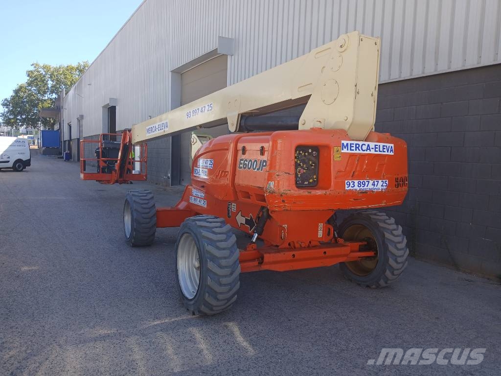 JLG E 600 JP Elevadores braços articulados