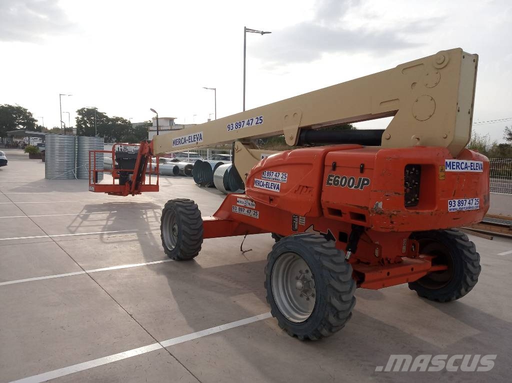 JLG E 600 JP Elevadores braços articulados