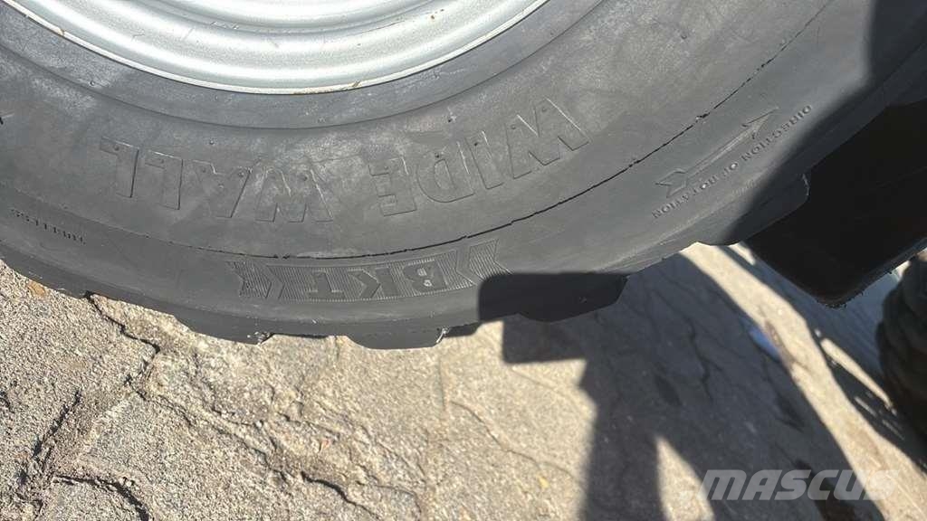Schäffer 2445 لوادر بعجل