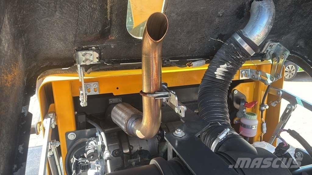 Schäffer 2445 لوادر بعجل