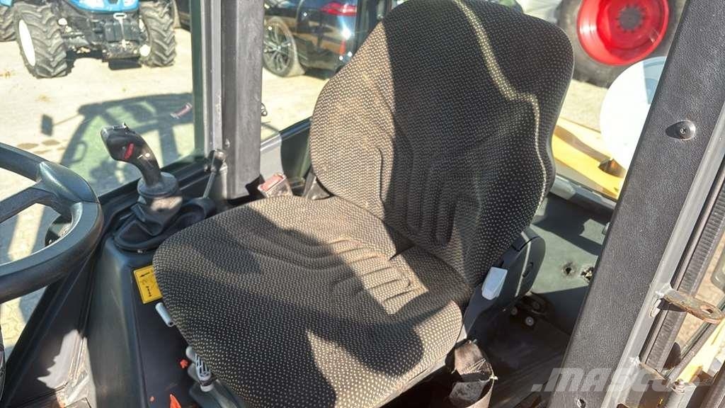 Schäffer 2445 لوادر بعجل