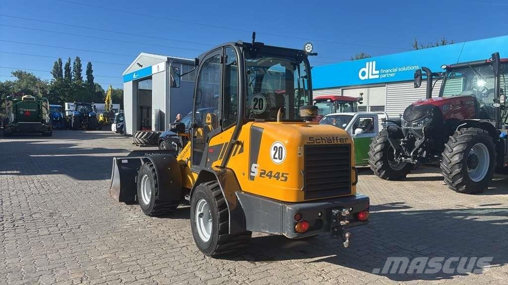 Schäffer 2445 لوادر بعجل