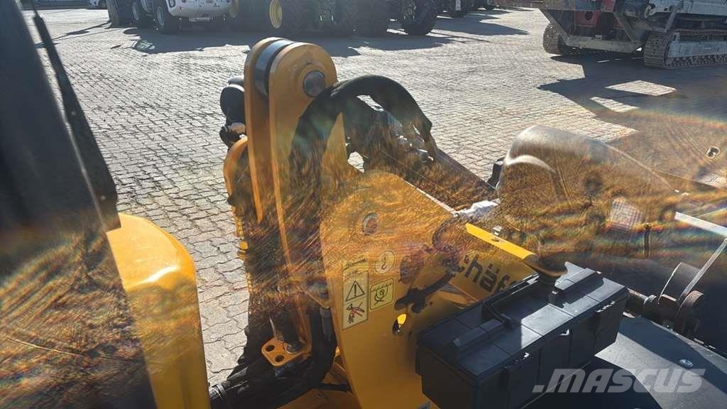 Schäffer 2445 لوادر بعجل