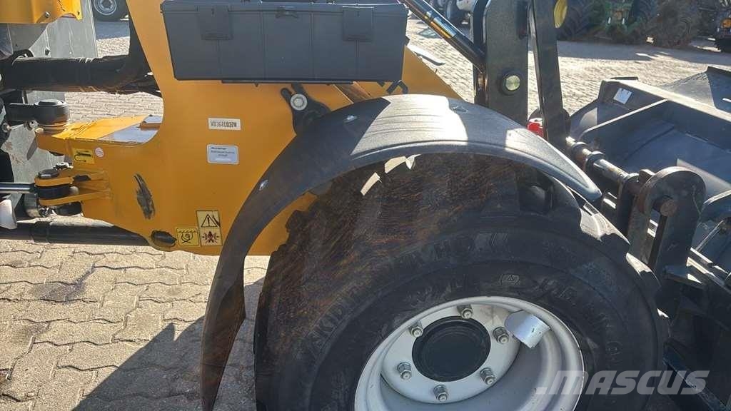 Schäffer 2445 لوادر بعجل