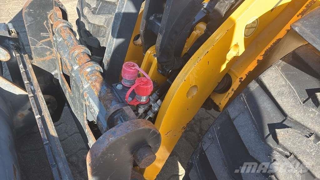 Schäffer 2445 لوادر بعجل