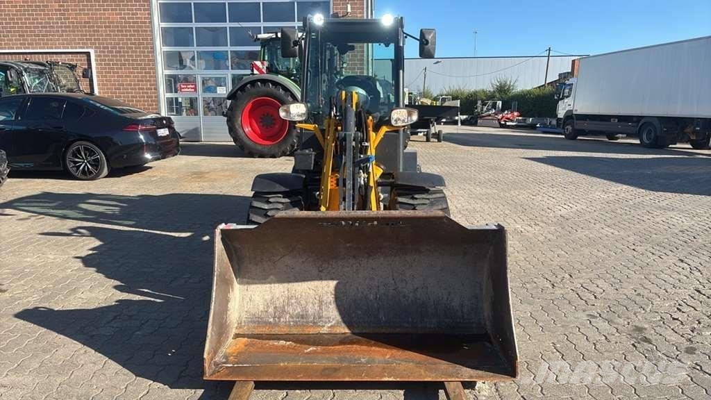 Schäffer 2445 لوادر بعجل