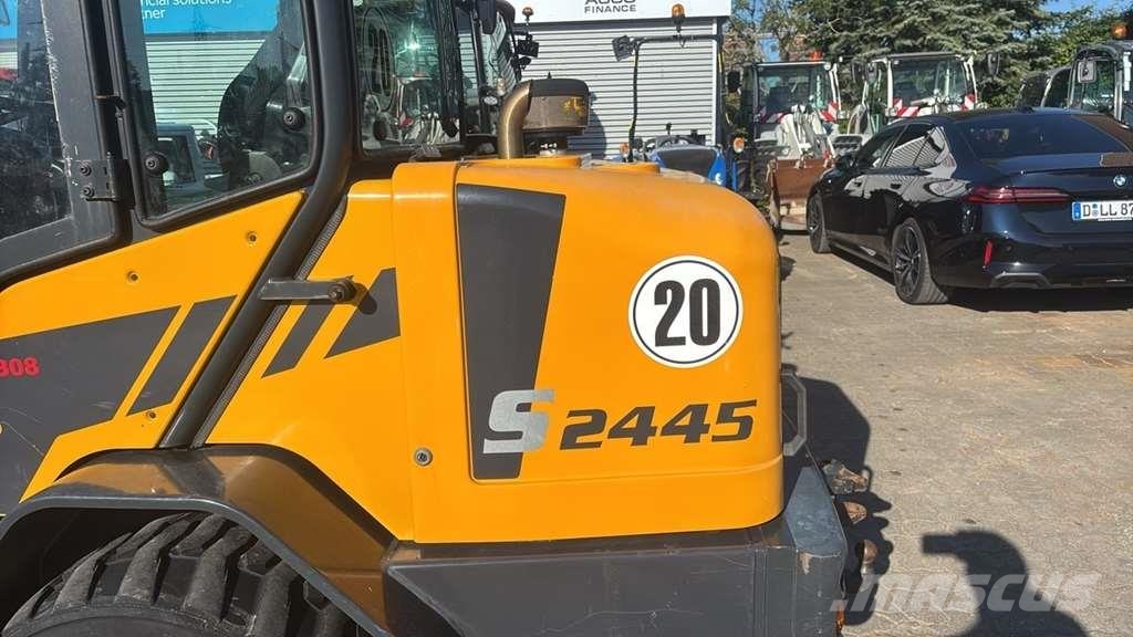 Schäffer 2445 لوادر بعجل