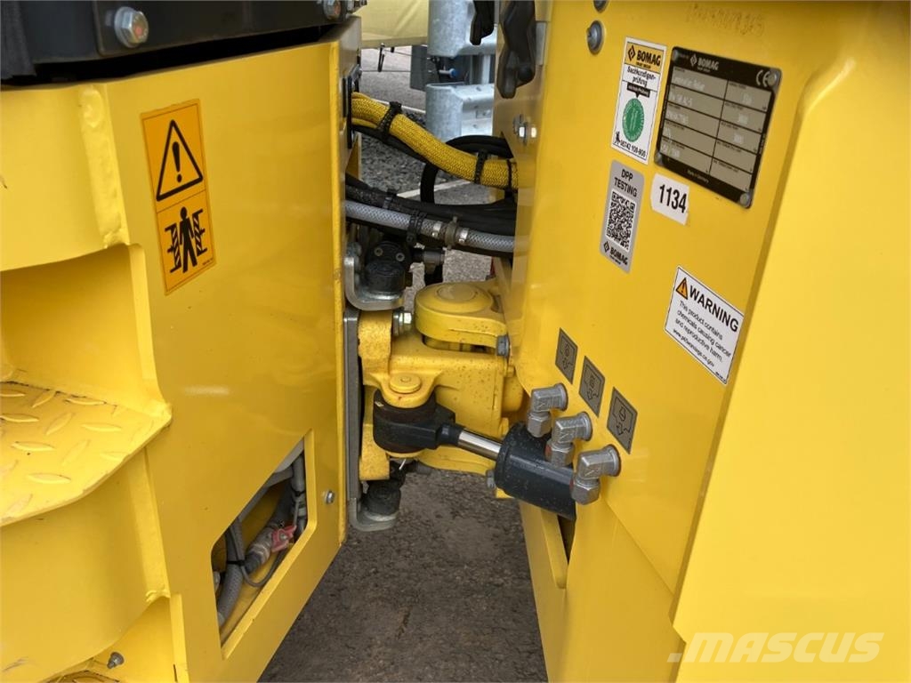 Bomag DE BW 138 AC-5 Stage V/Tier 4f Rouleaux monocylindre
