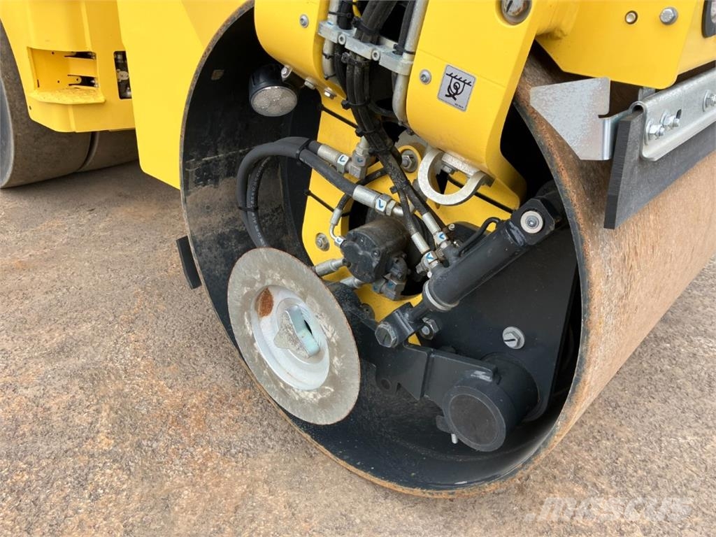 Bomag DE BW 138 AC-5 Stage V/Tier 4f Rouleaux monocylindre