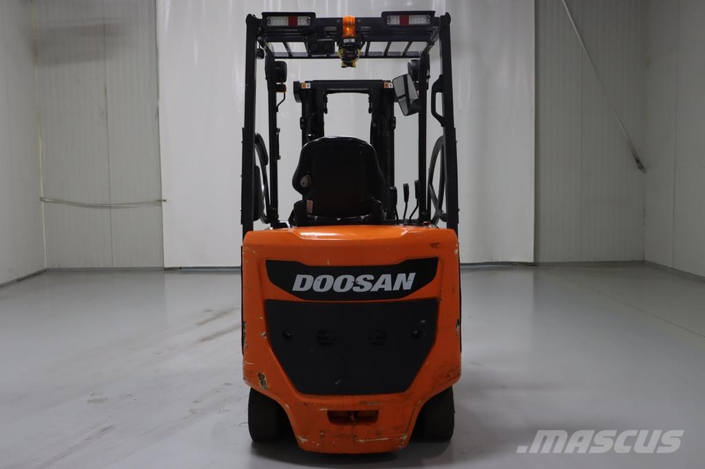 Doosan BC25S-7 Elektrostapler