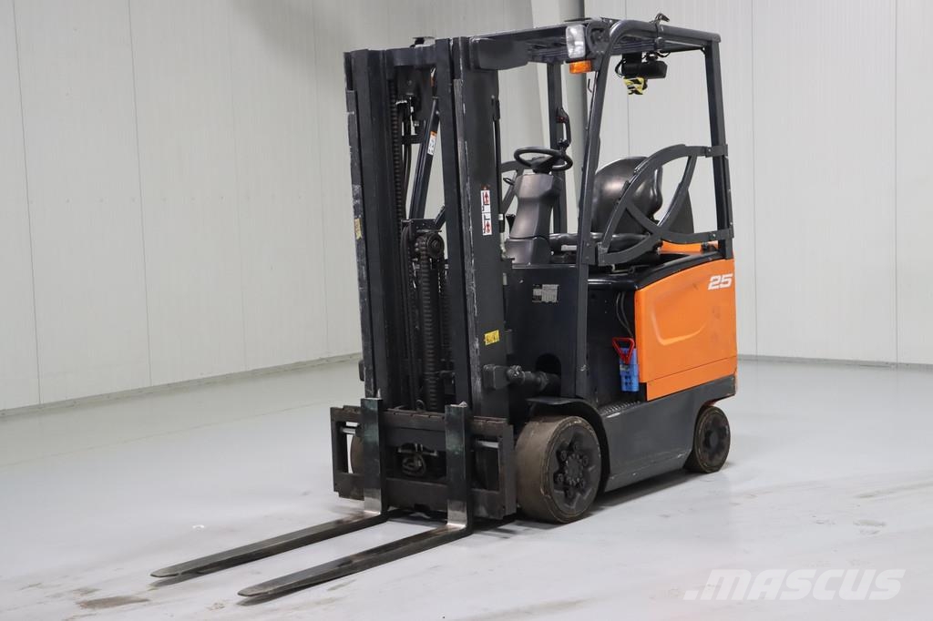 Doosan BC25S-7 Elektrostapler