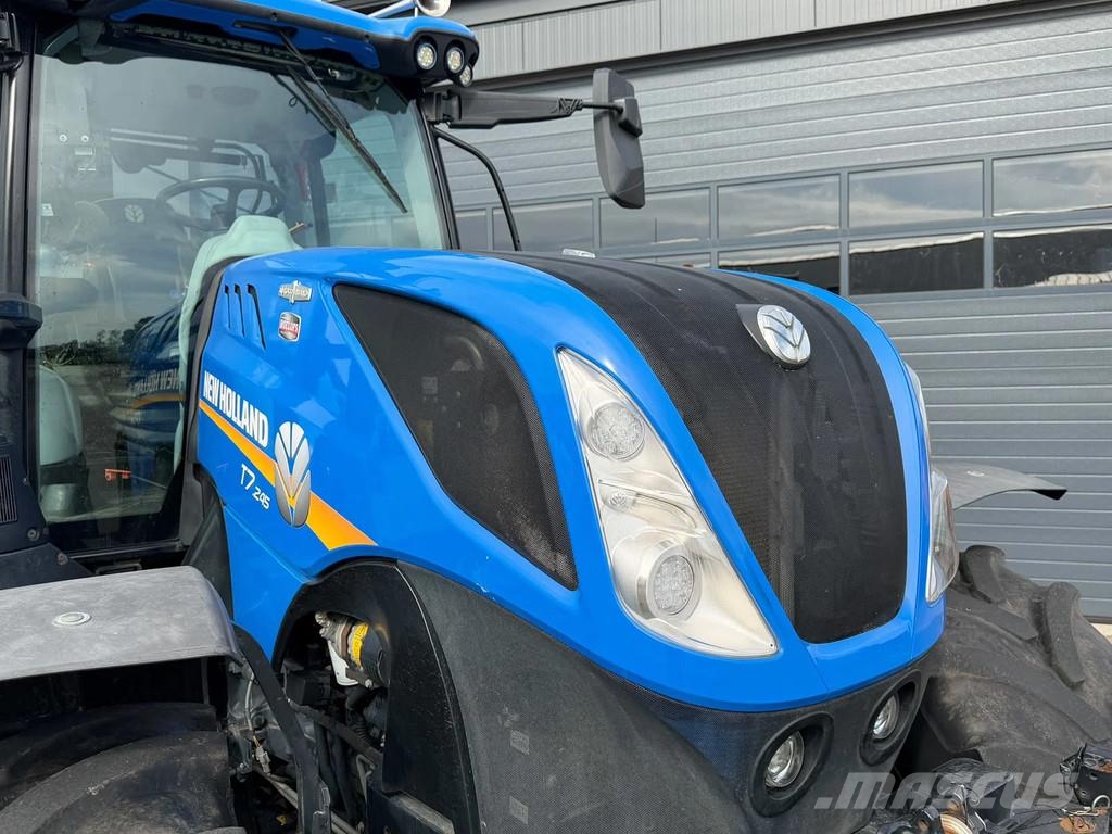 New Holland T7.245 Autocommand Traktory