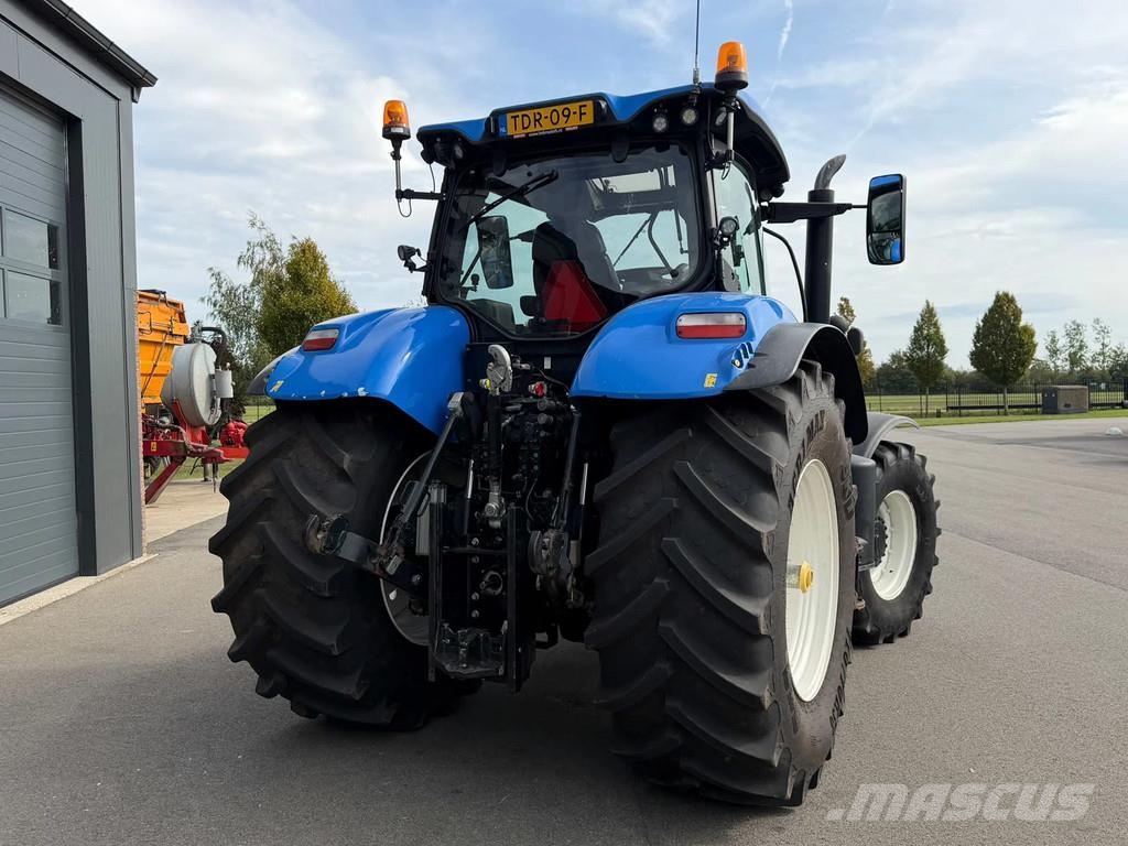 New Holland T7.245 Autocommand Traktory