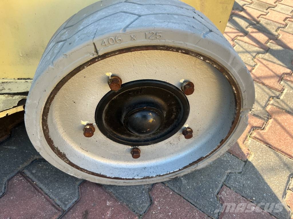 JLG 2030ES V-3450 EO Henkilönostimet ja nostolaitteet