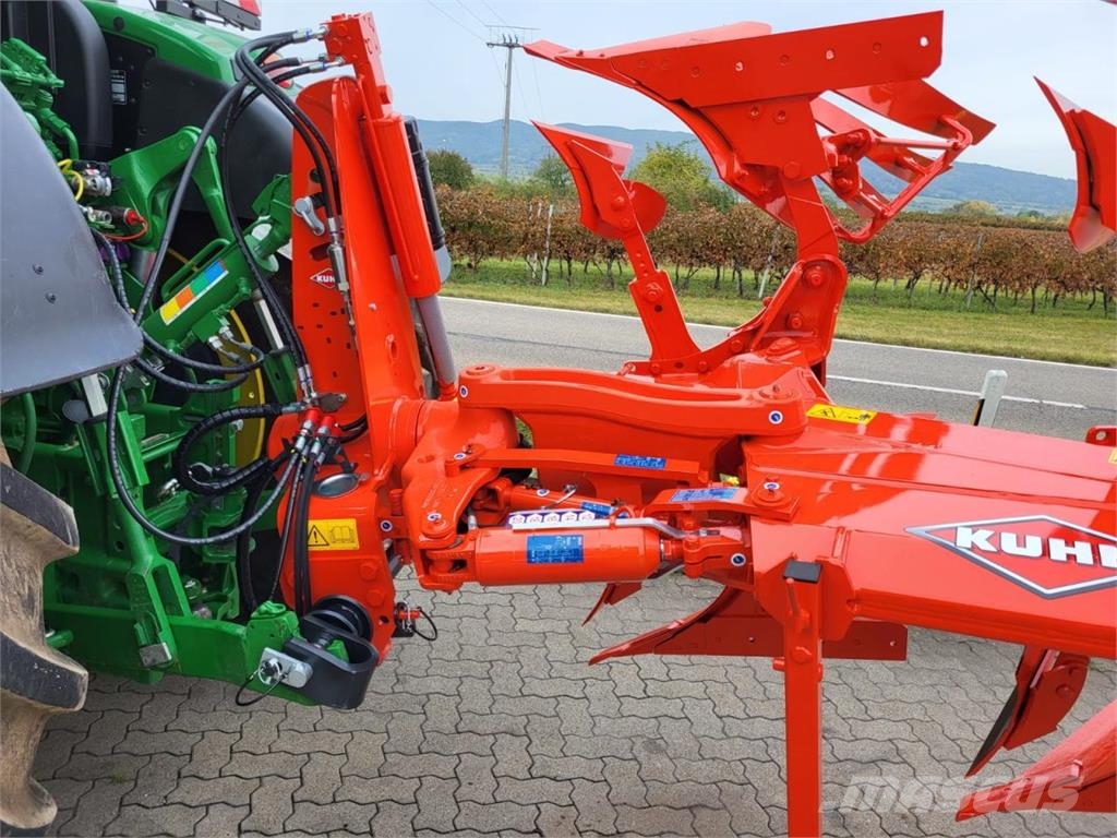 Kuhn Vari-Master 153 4E+1 Conventional ploughs