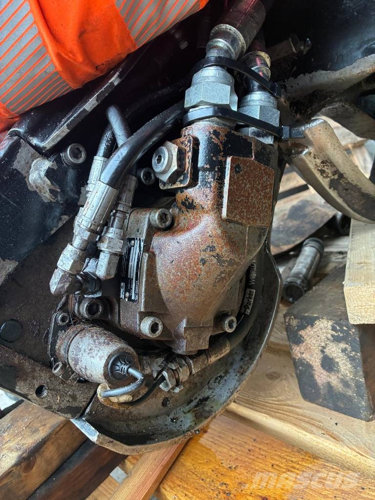 Valmet 340 Karsintakoneet
