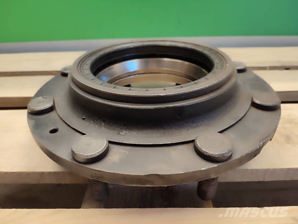  Wheel hub V31796100 304539 Deutz-fahr 6.31 DX 轴