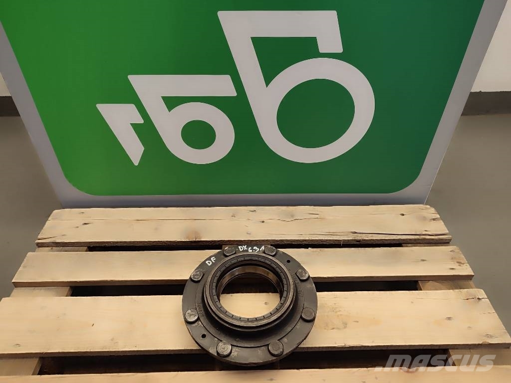  Wheel hub V31796100 304539 Deutz-fahr 6.31 DX 轴