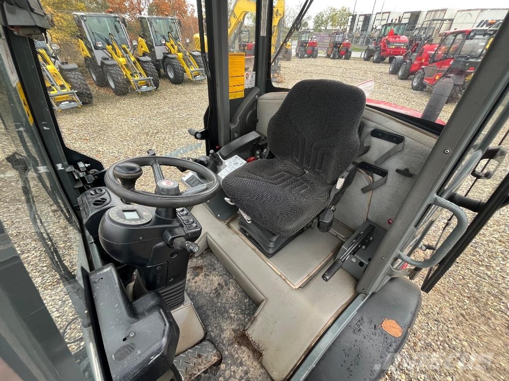Weidemann 2070LPT Tarimsal teleskopik yükleyiciler