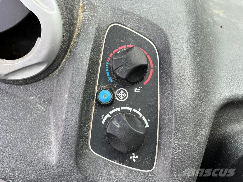 Manitou MLT 635 -130PS 伸縮臂操作車