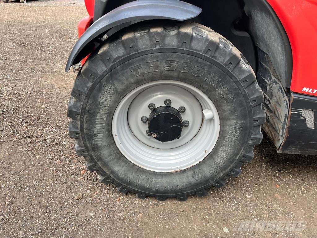 Manitou MLT 635 -130PS 伸縮臂操作車