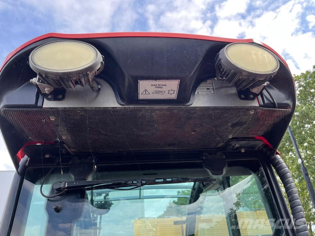 Manitou MLT 635 -130PS 伸縮臂操作車