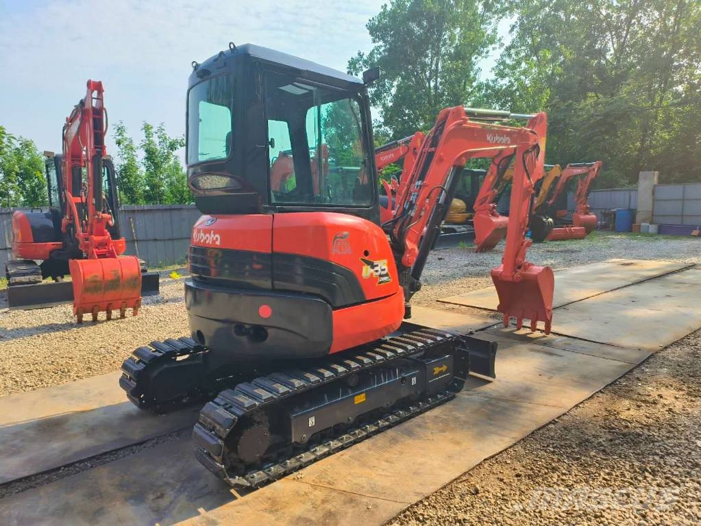Kubota U 35 حفارات صغيرة أقل من 7 طن (حفارات صغيرة)